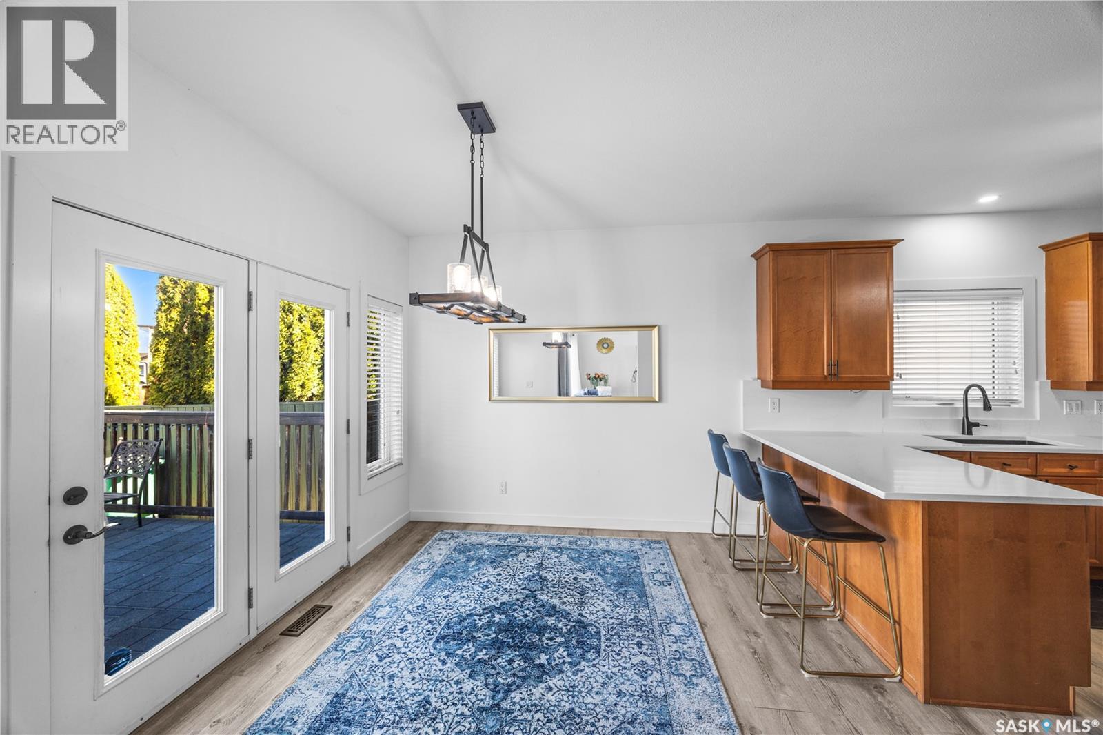 222 Stepney CRESCENT - 13