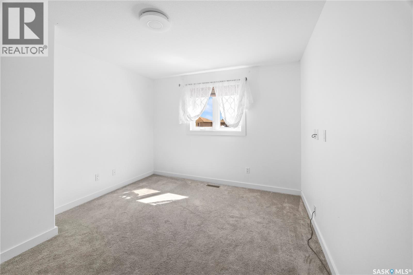 222 Stepney CRESCENT - 16