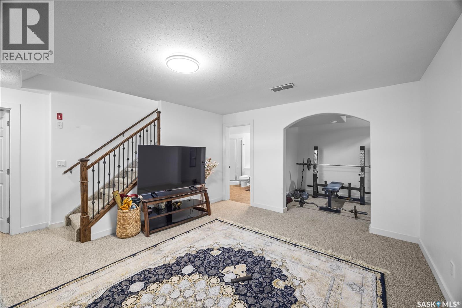222 Stepney CRESCENT - 29