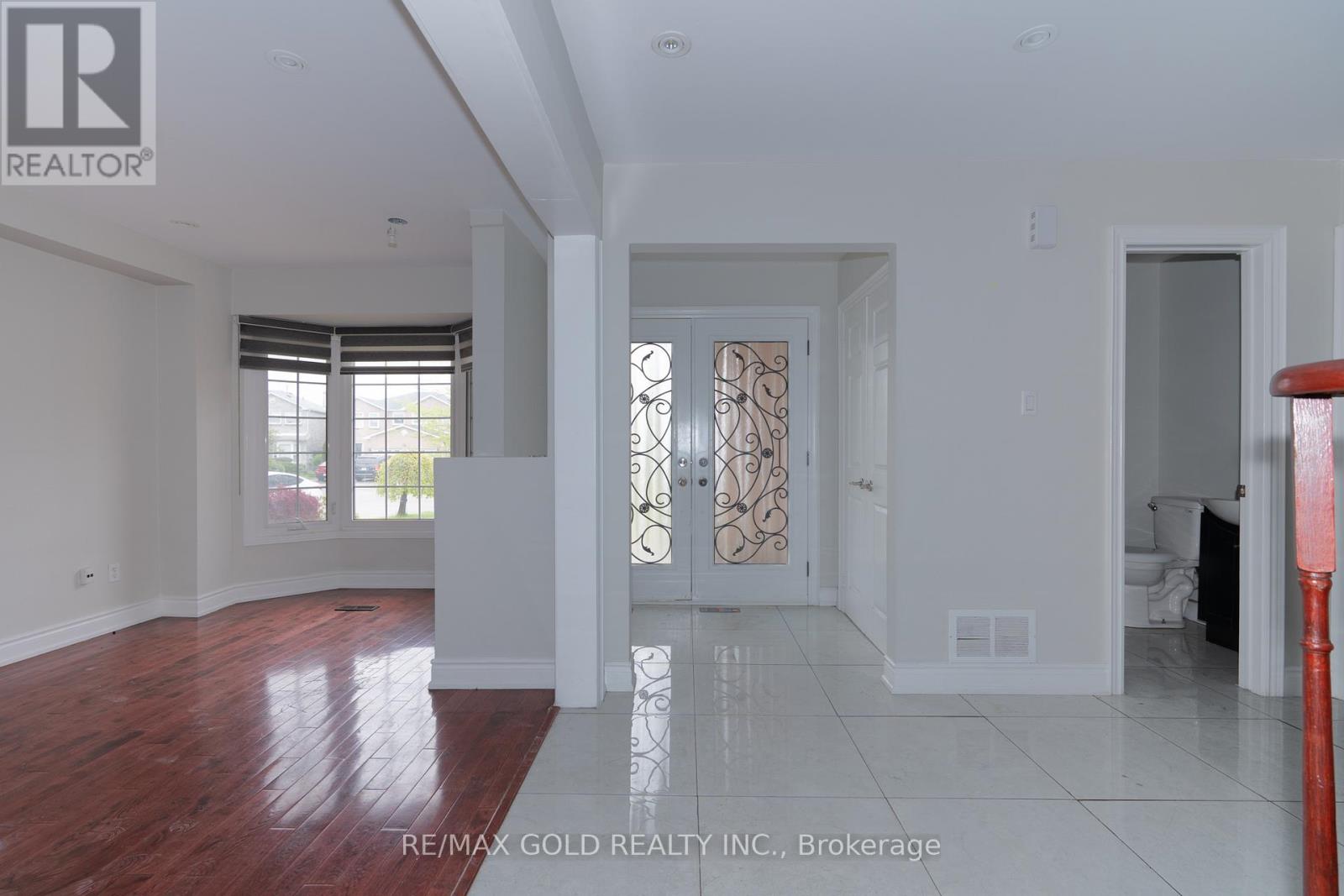 71 RAVENSWOOD DRIVE - Image 3