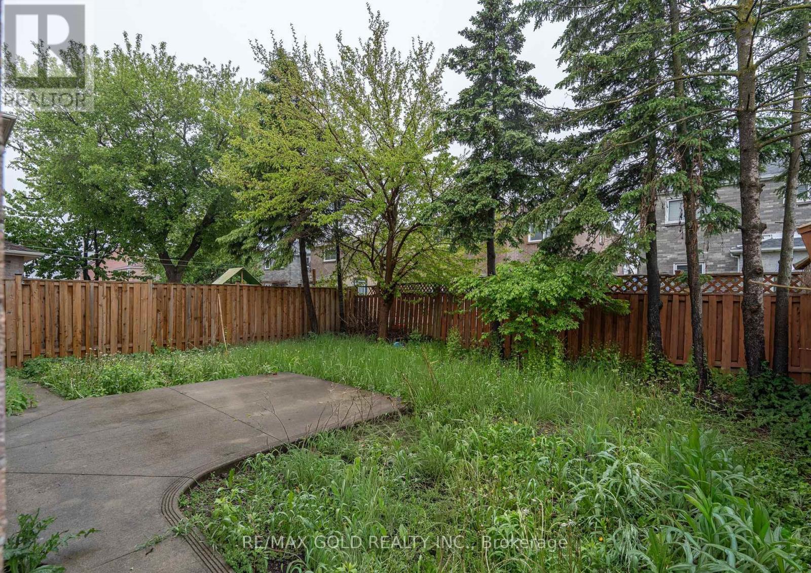 71 RAVENSWOOD DRIVE - 38