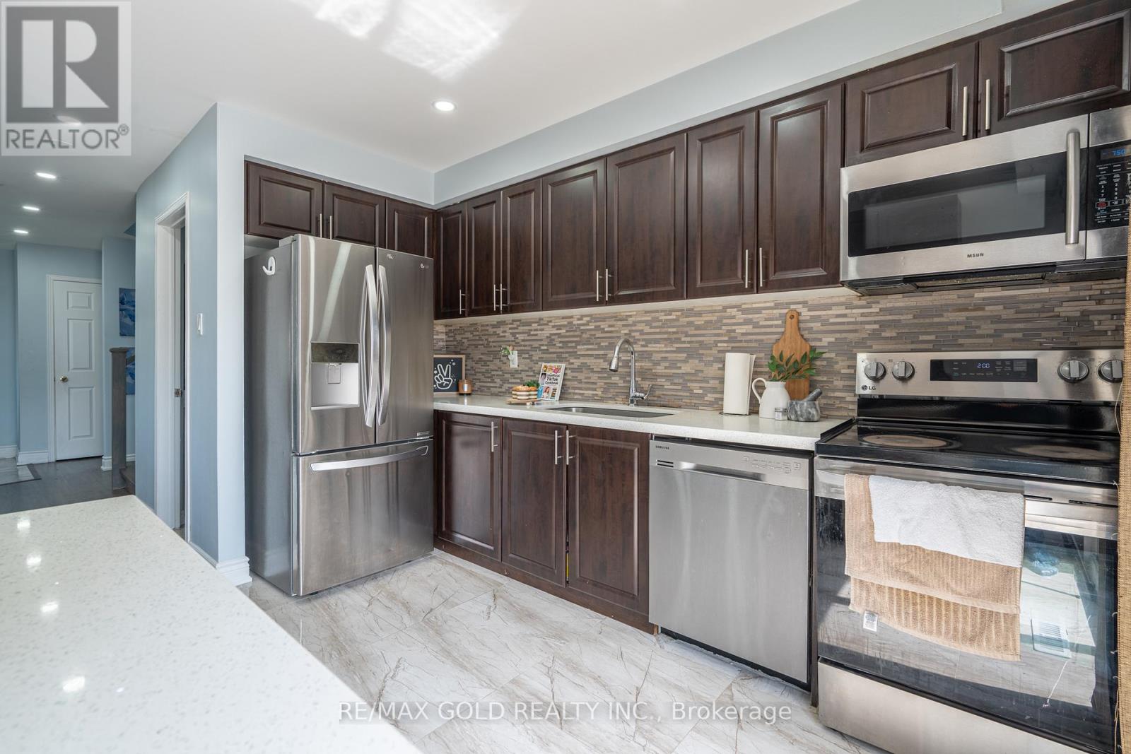 52 BROWER COURT - 10