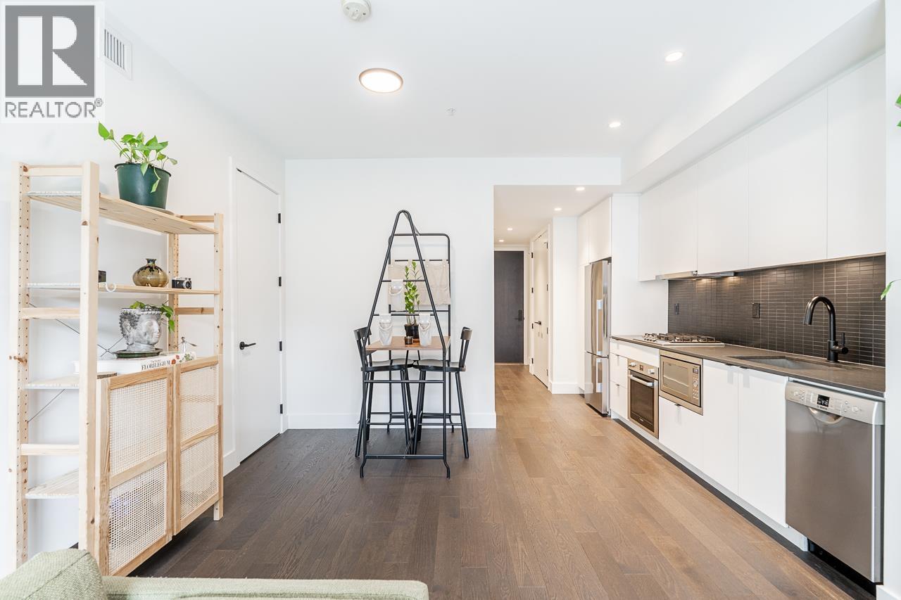 311 83 MOODY STREET, Port Moody