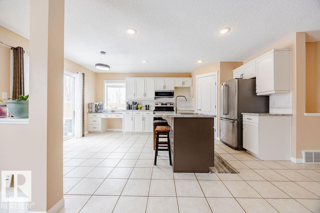 7 DOUCETTE PL - 21