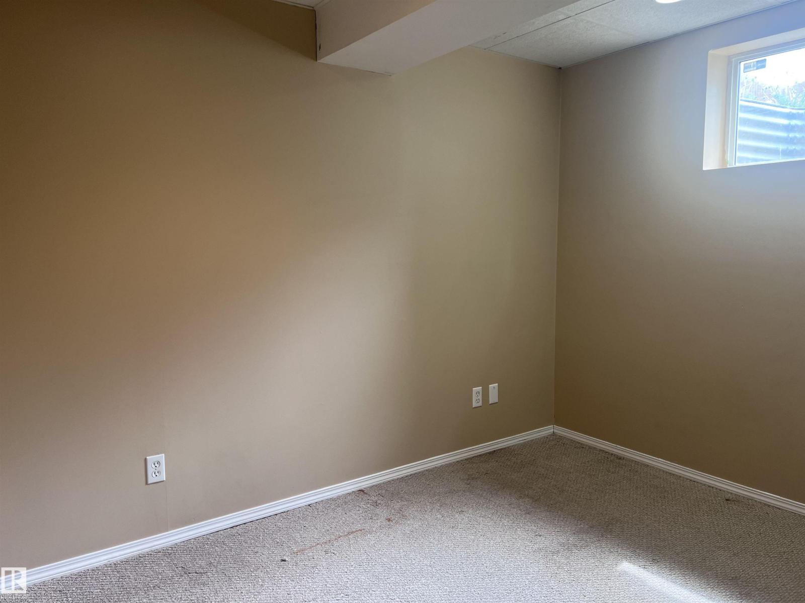 7 DOUCETTE PL - 40