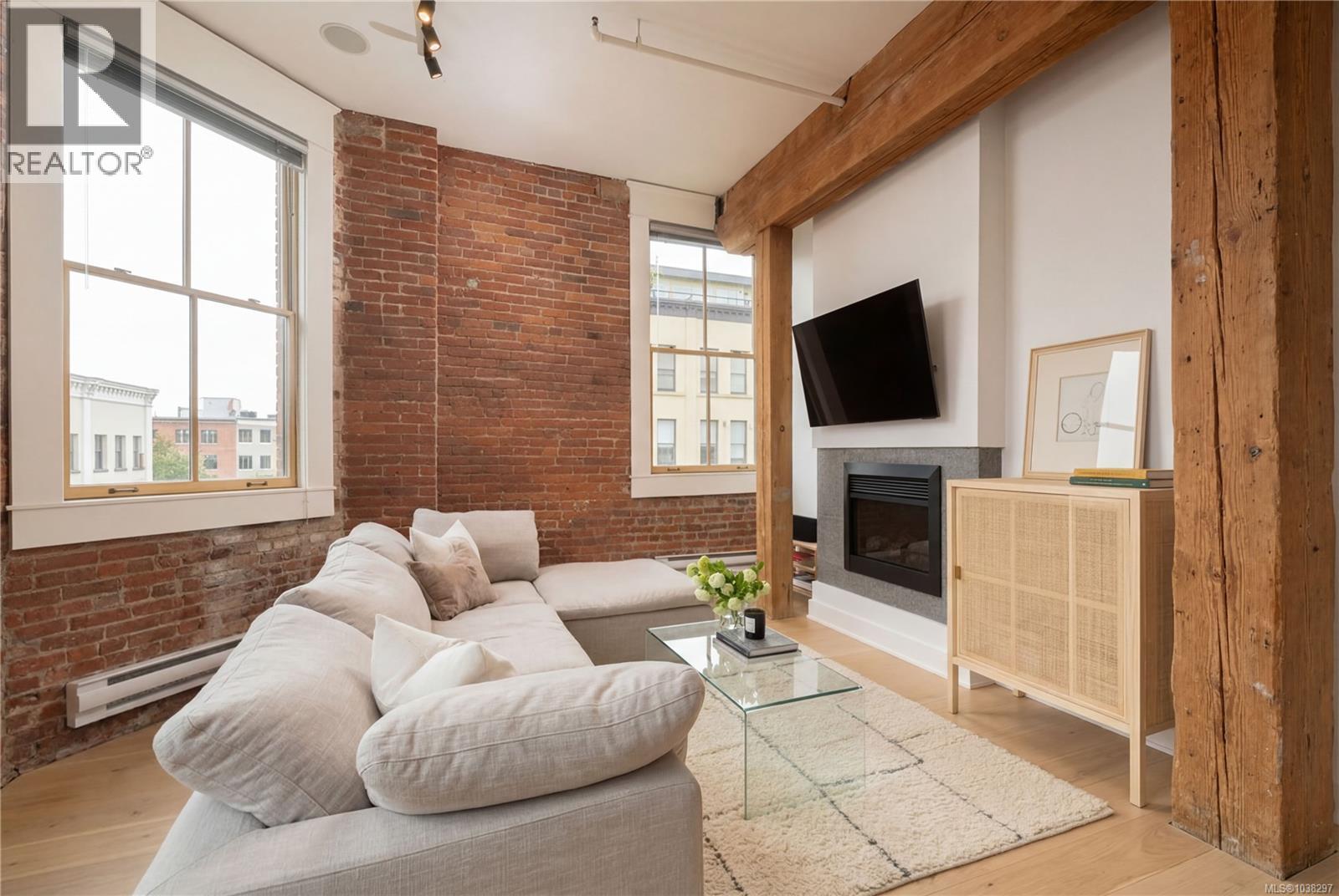 #201 610 Johnson St - 3