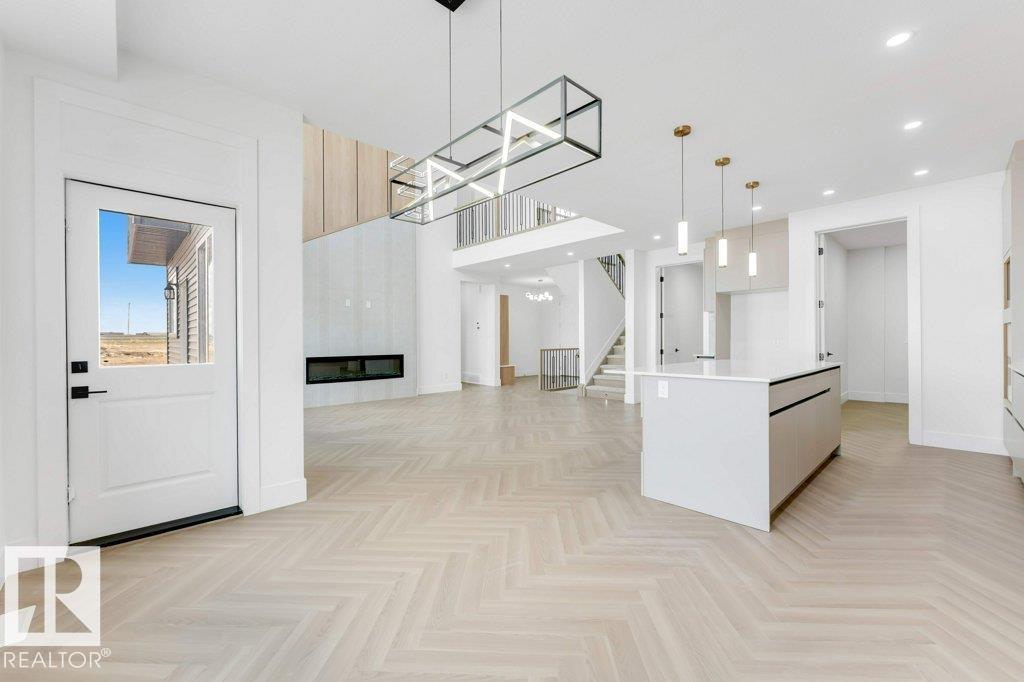 1848 62 AV NE - 12