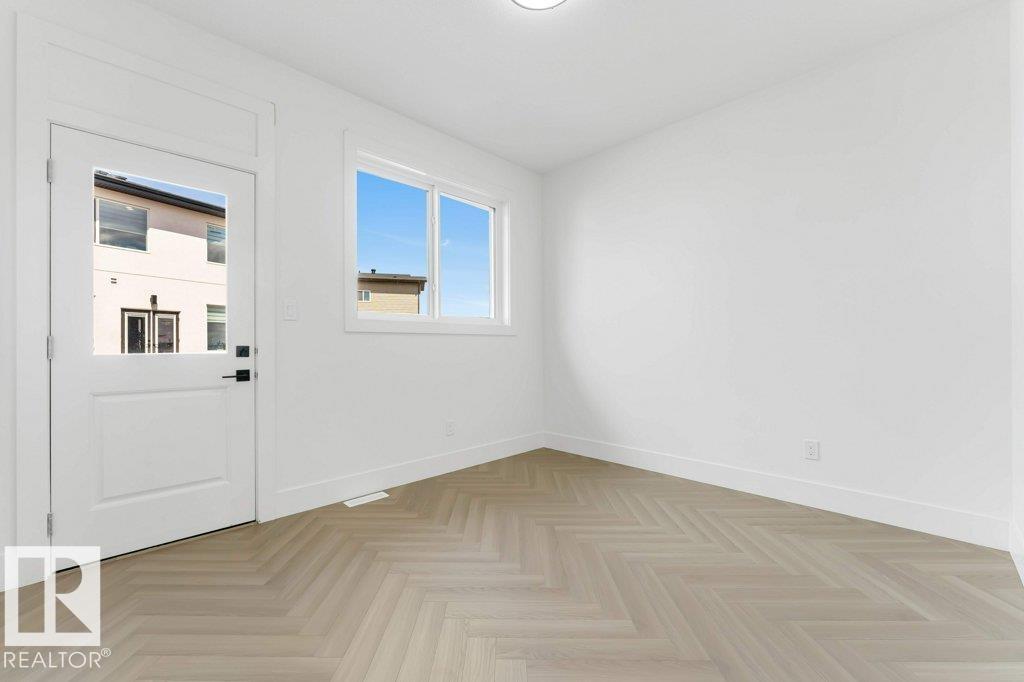 1848 62 AV NE - 20