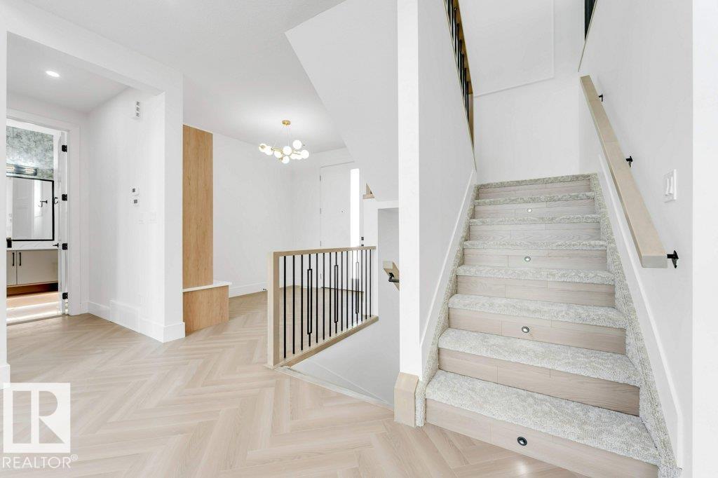 1848 62 AV NE - 25