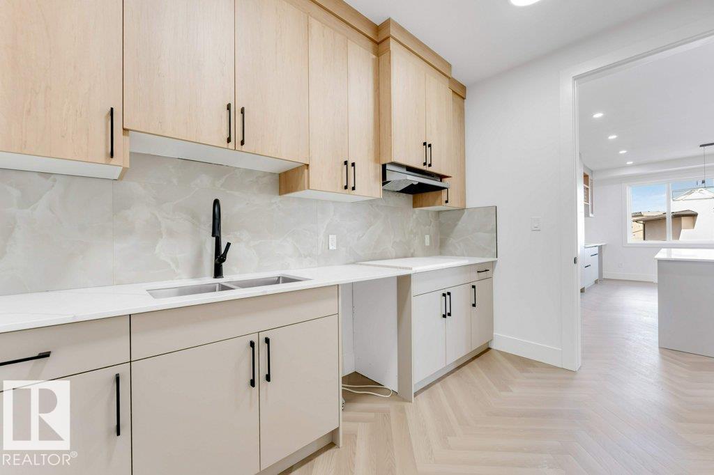 1848 62 AV NE - 8