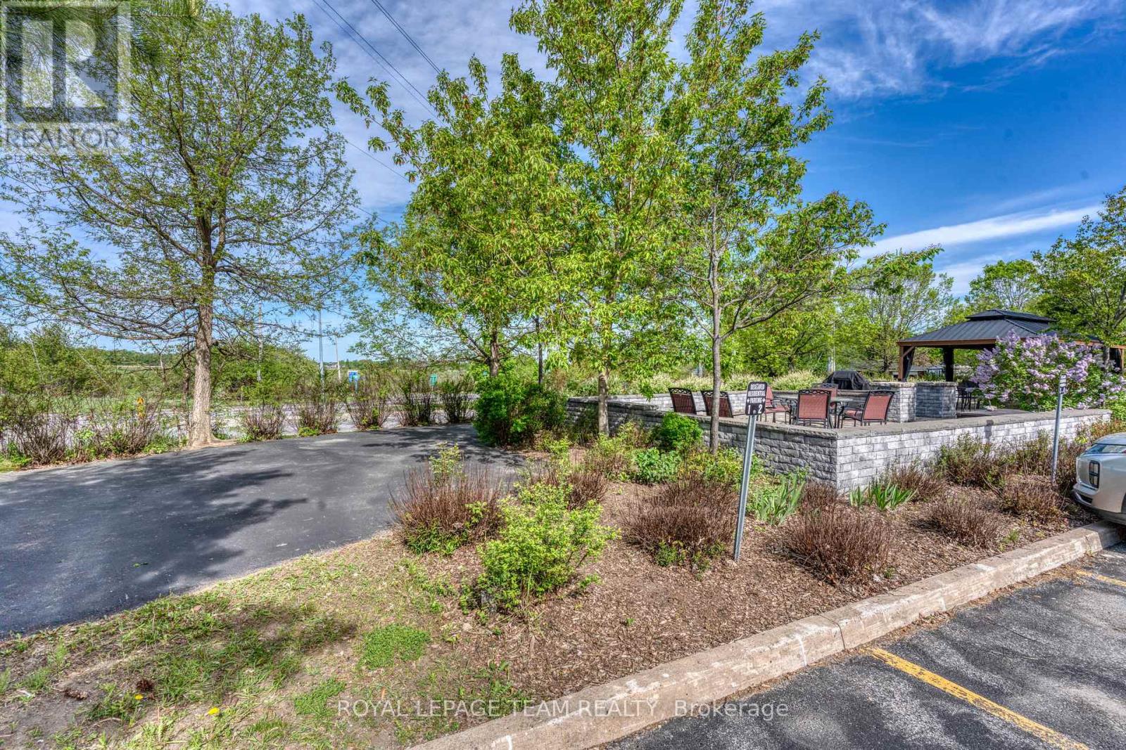 #204 100 JAMIESON STREET - 19