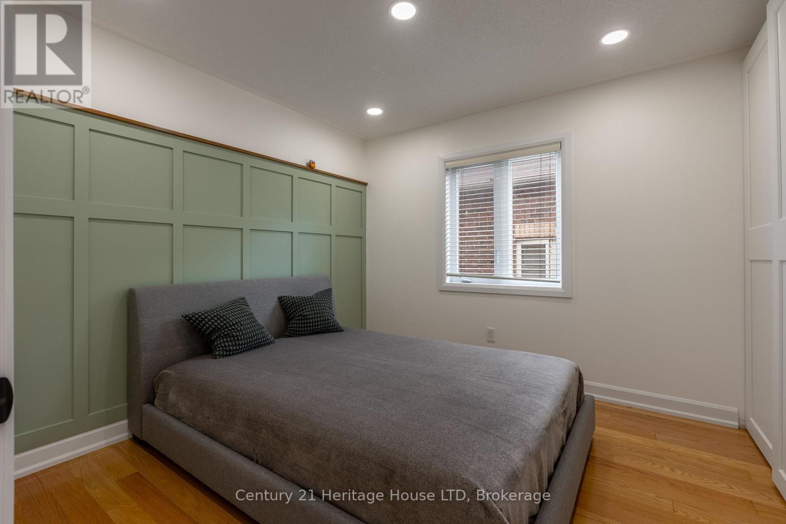 5 JUNEBERRY ROAD - 22