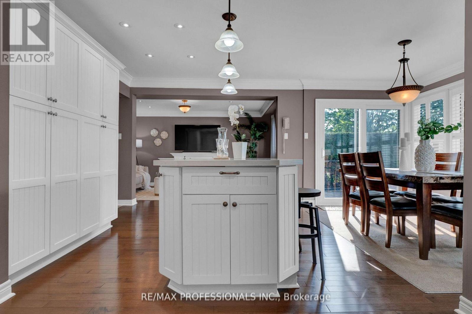 45 RESOLUTE CRESCENT - 15