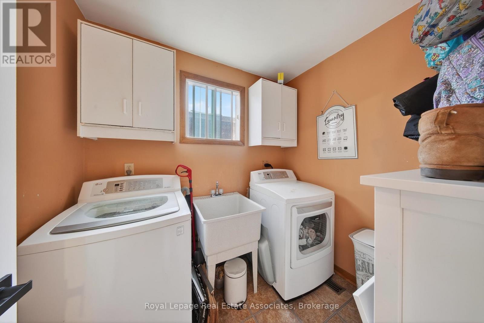 67 BEECHNUT CRESCENT - 20