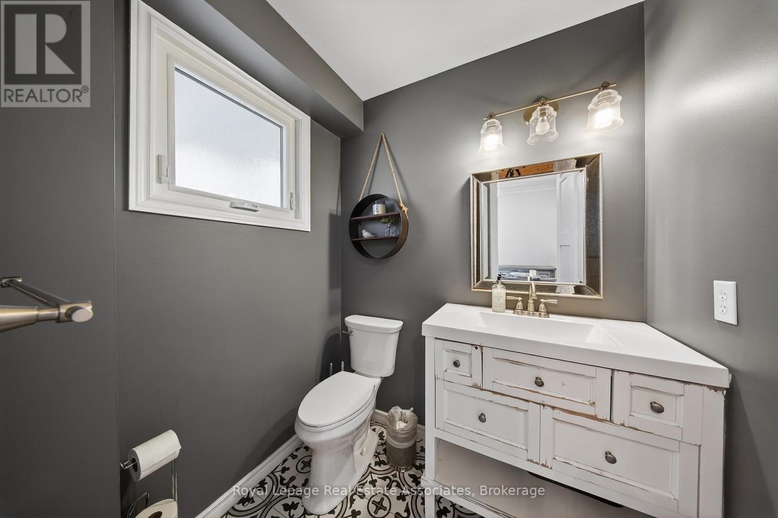 67 BEECHNUT CRESCENT - 45