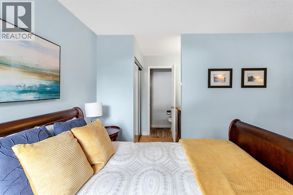 124 Oakchurch Place SW - 22