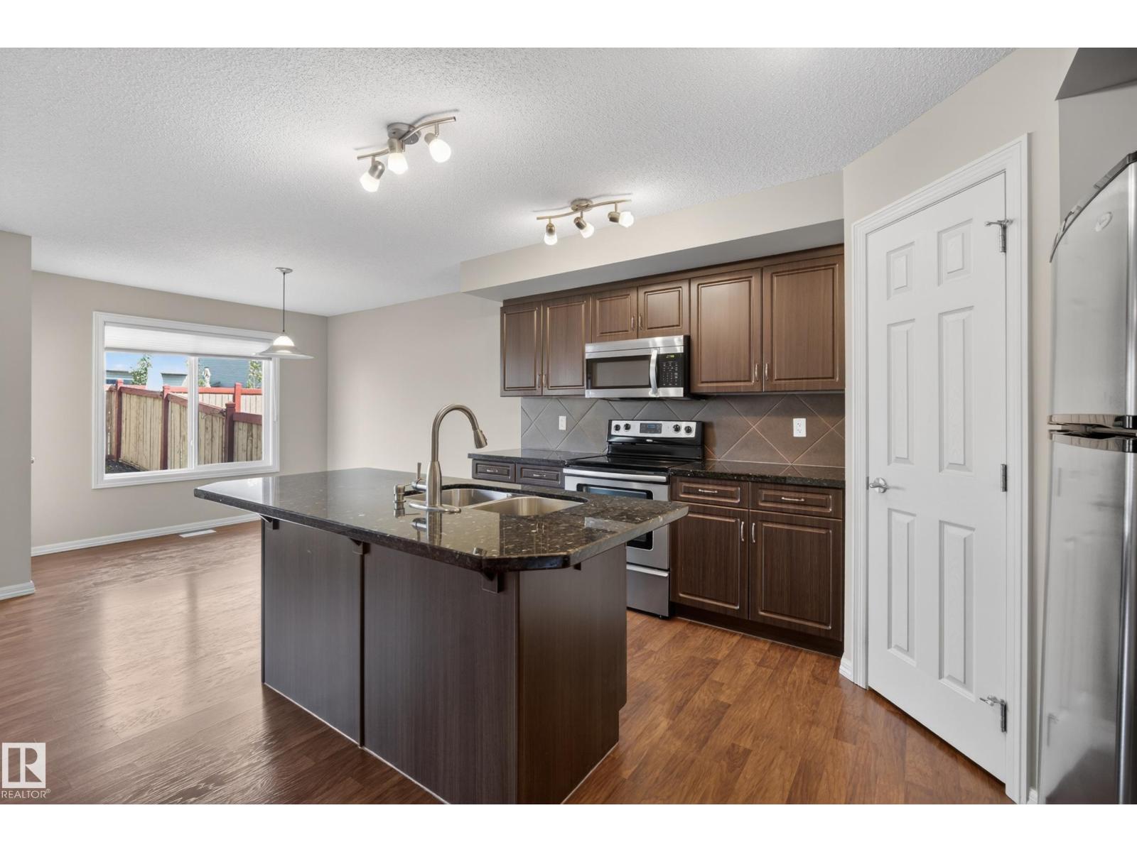 115 RUE MONIQUE - 10