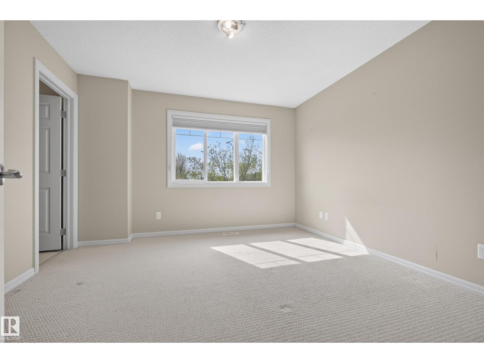 115 RUE MONIQUE - 23