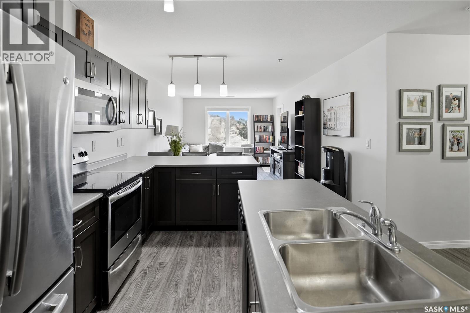 #305 2452 Killdeer DRIVE - 12