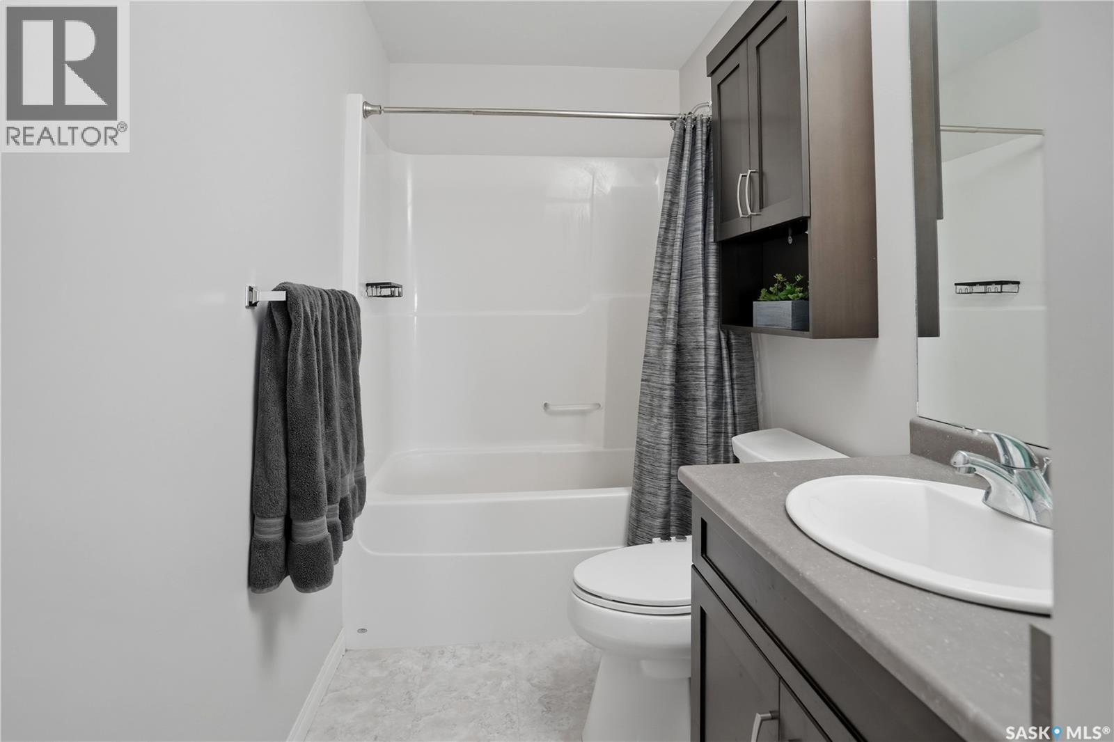 #305 2452 Killdeer DRIVE - 17