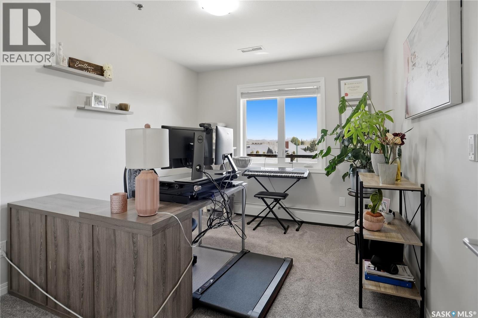 #305 2452 Killdeer DRIVE - 18