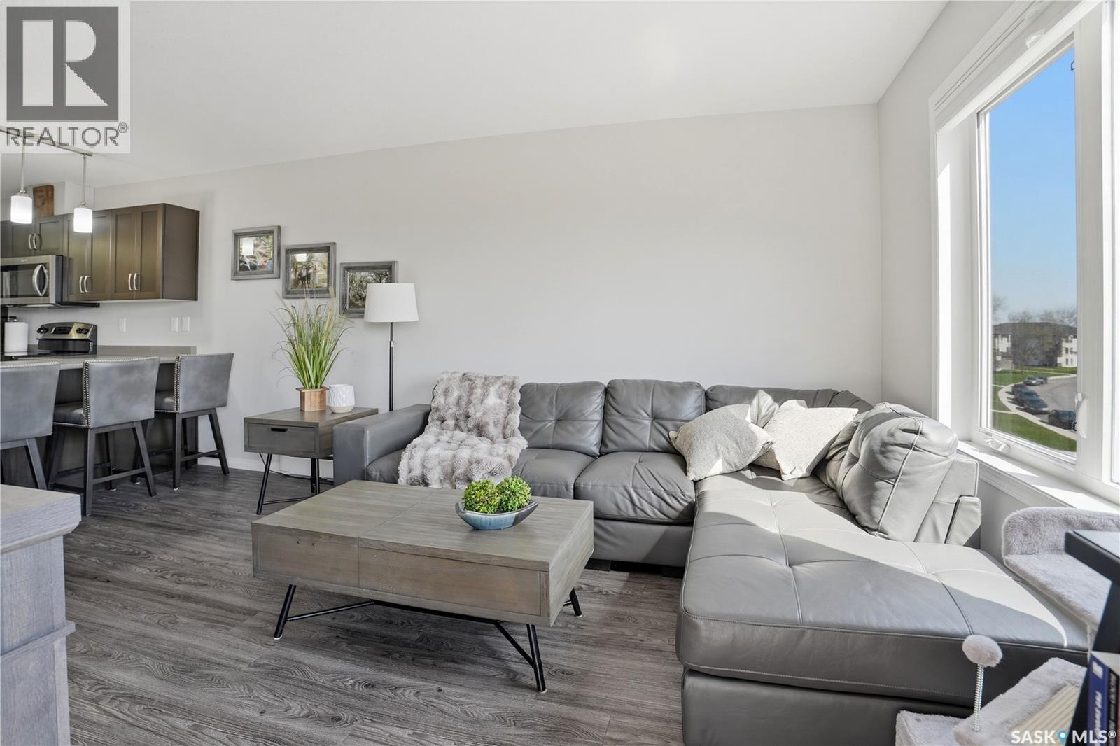#305 2452 Killdeer DRIVE - 3