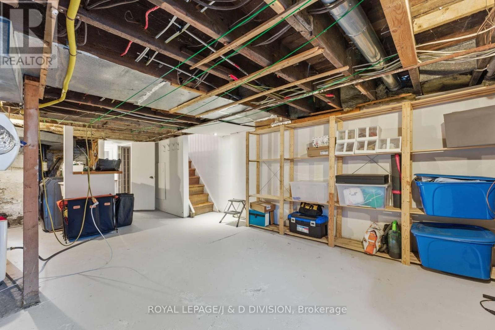 41 NOBLE STREET - 32