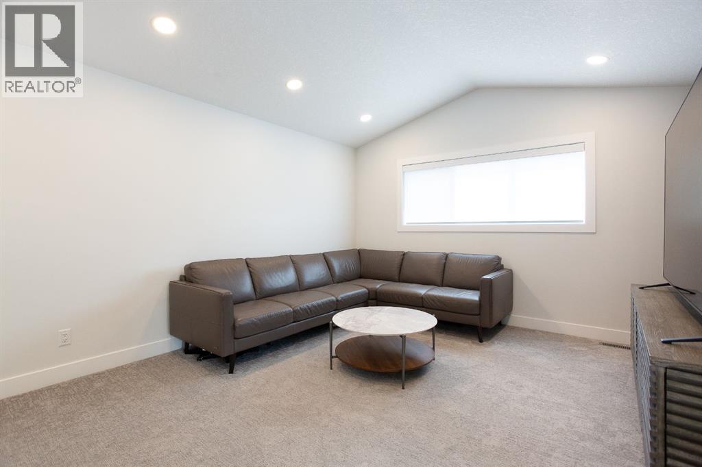 37 Savanna Heath NE - 18