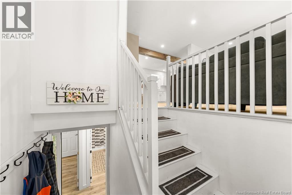 857 MAPLETON Road - Image 3