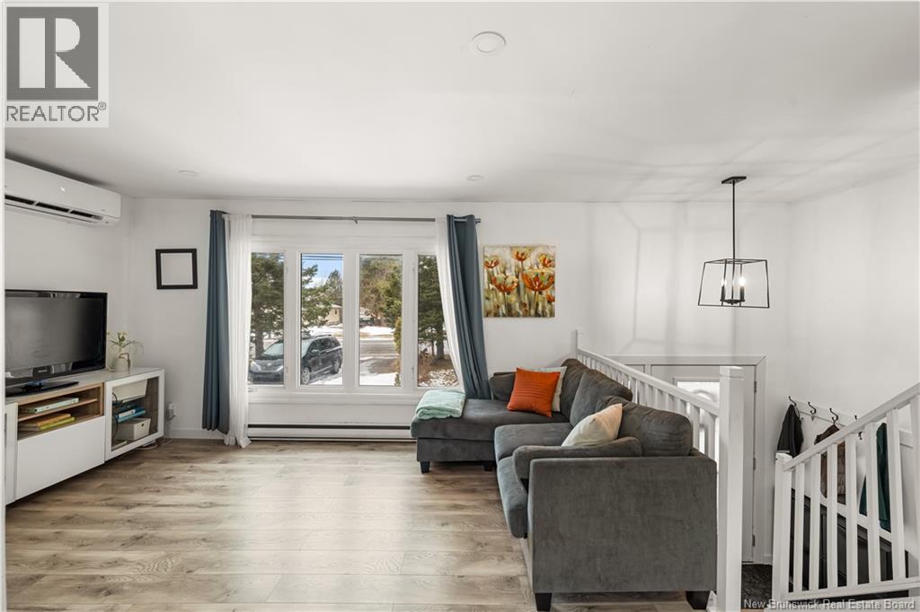 857 MAPLETON Road - 5