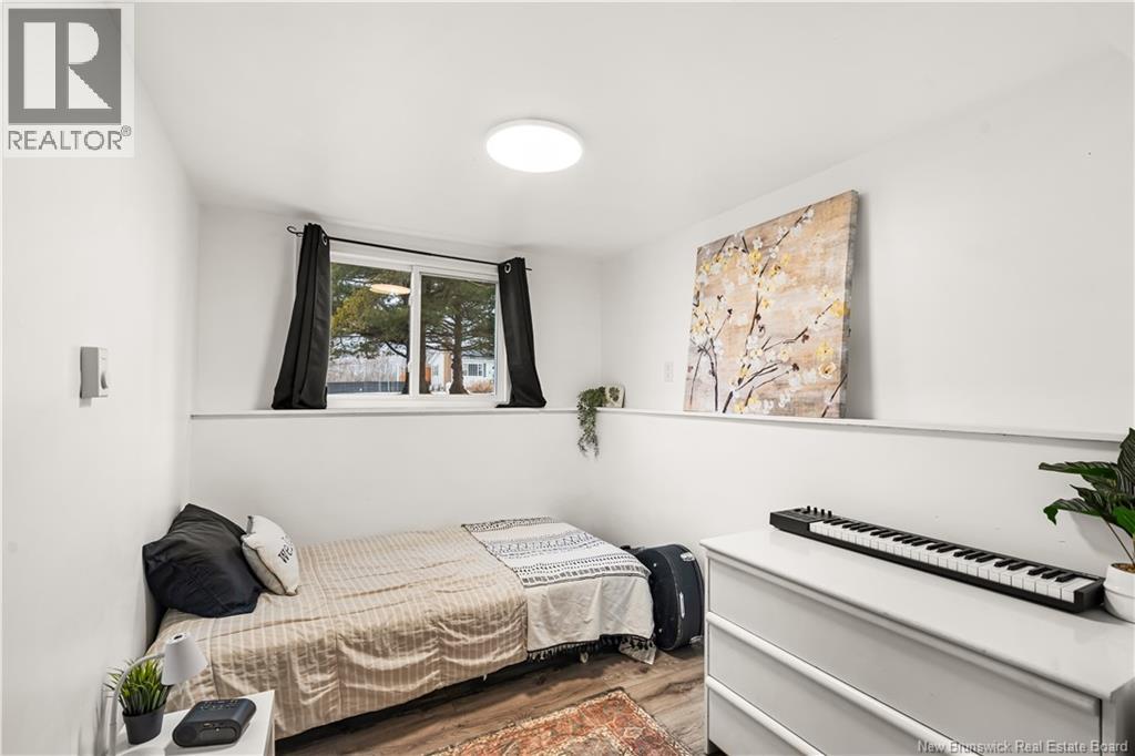 857 MAPLETON Road - 30