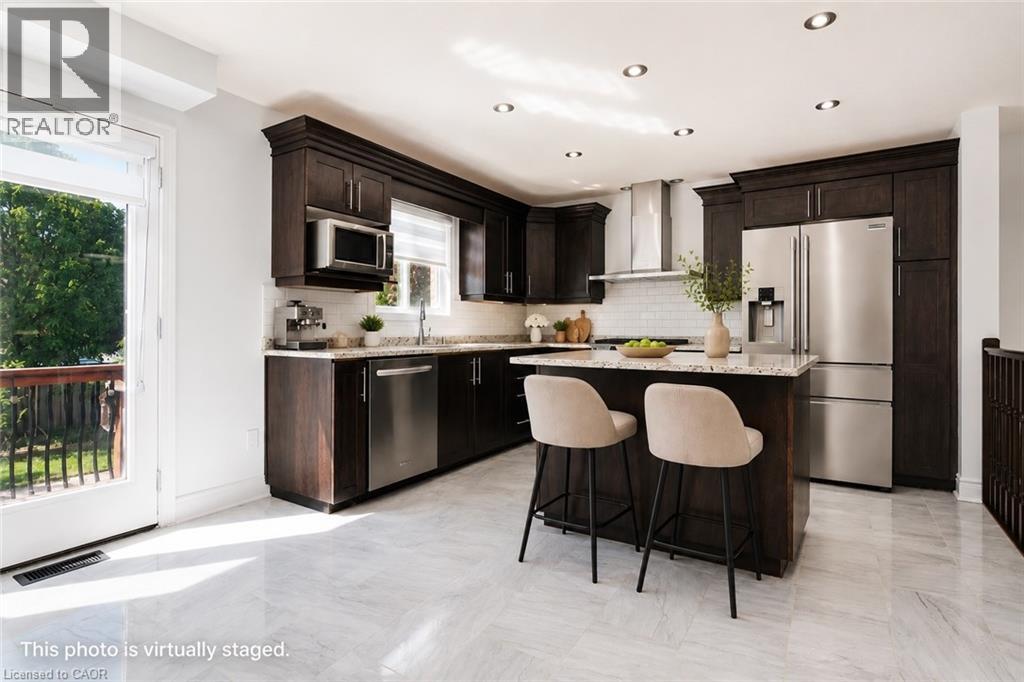 357 PARKVALE Drive - 18