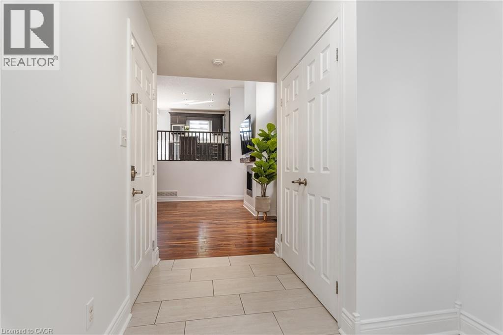 357 PARKVALE Drive - 8