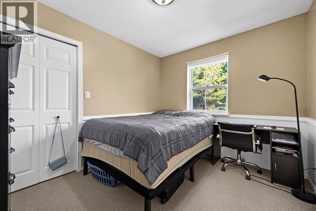 #4 167 Cliffview Drive - 15