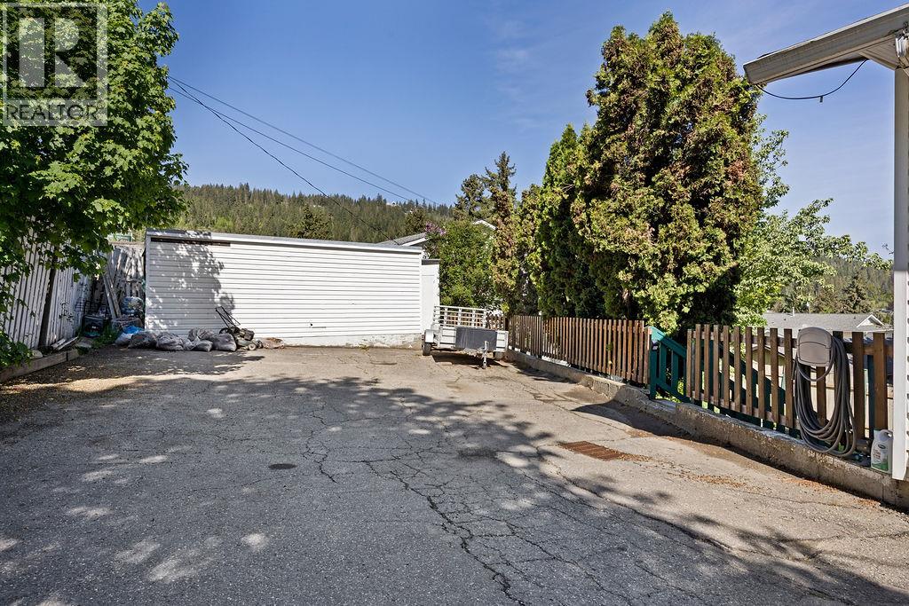 #4 167 Cliffview Drive - 28