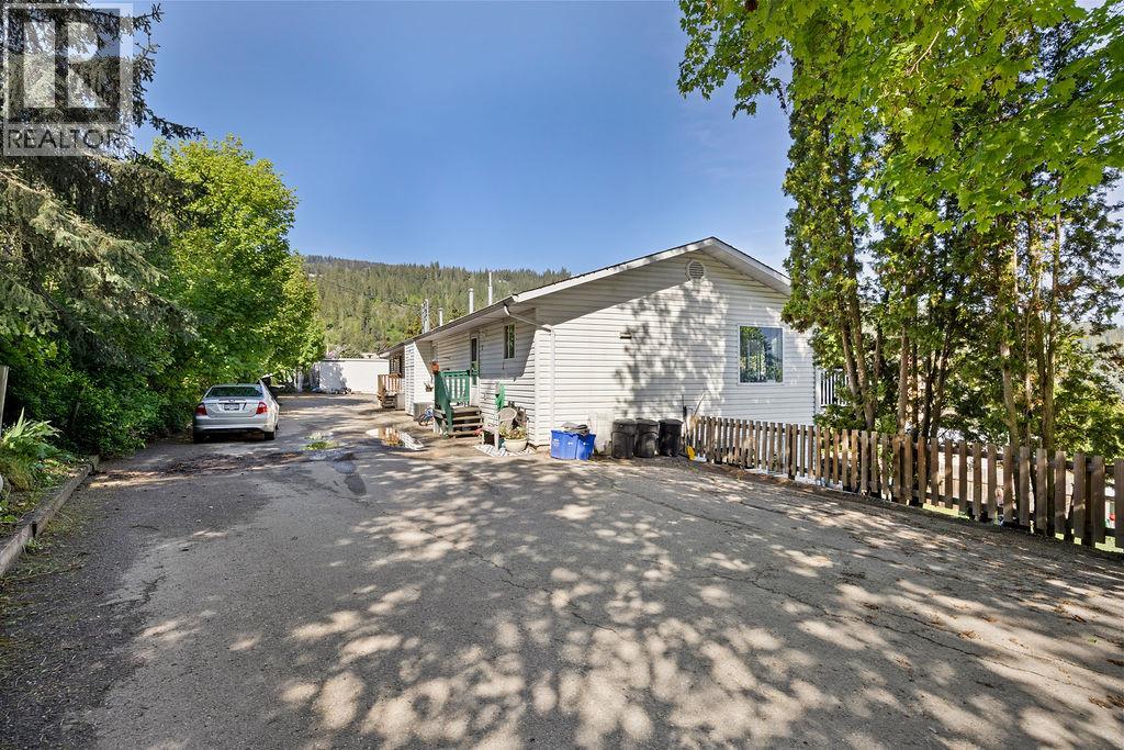 #4 167 Cliffview Drive - 29