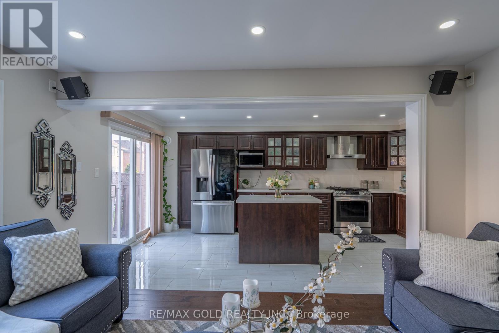 56 HORNED OWL DRIVE - 10