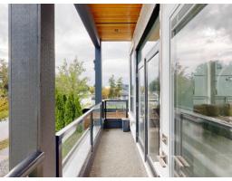 17997 56a Avenue, Surrey, BC V3S5H4 Photo 38