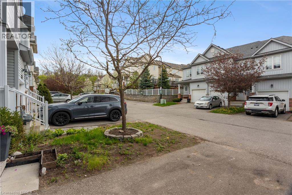 #32 21 DIANA Avenue - 23