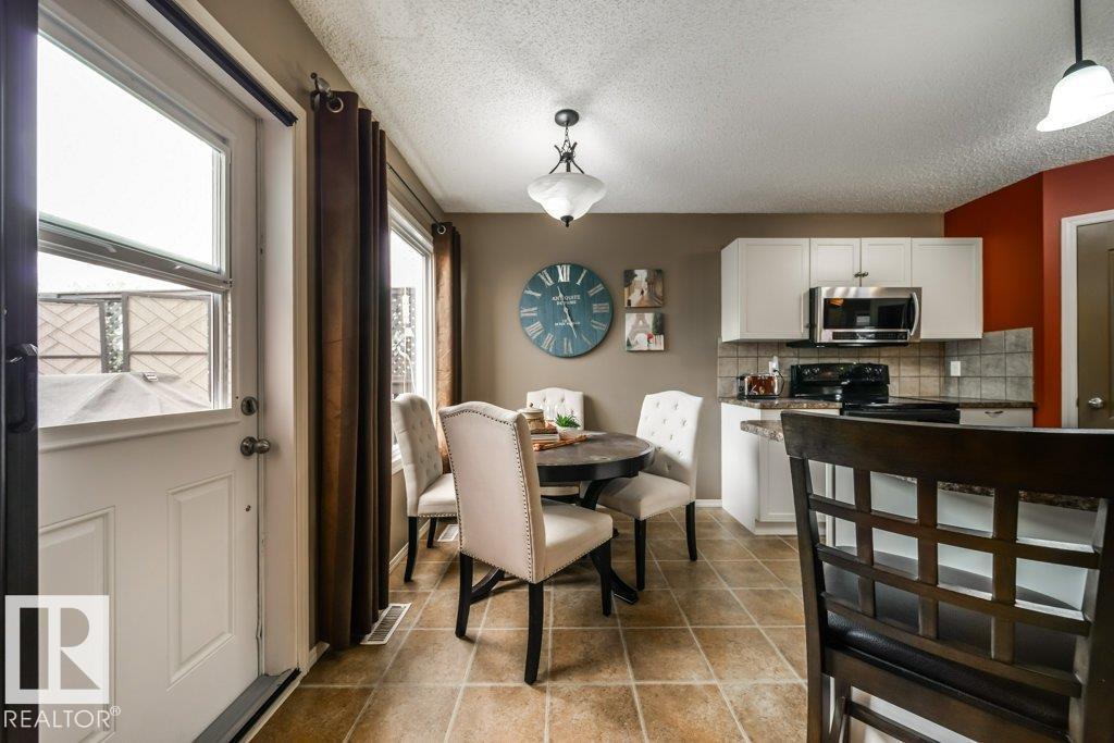 8507 2 AV SW - 21