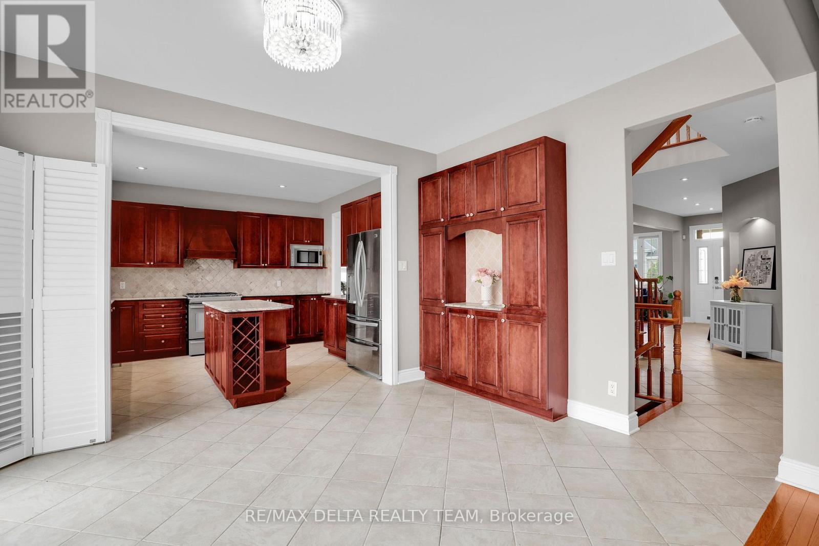 1811 KINGSDALE AVENUE - 12