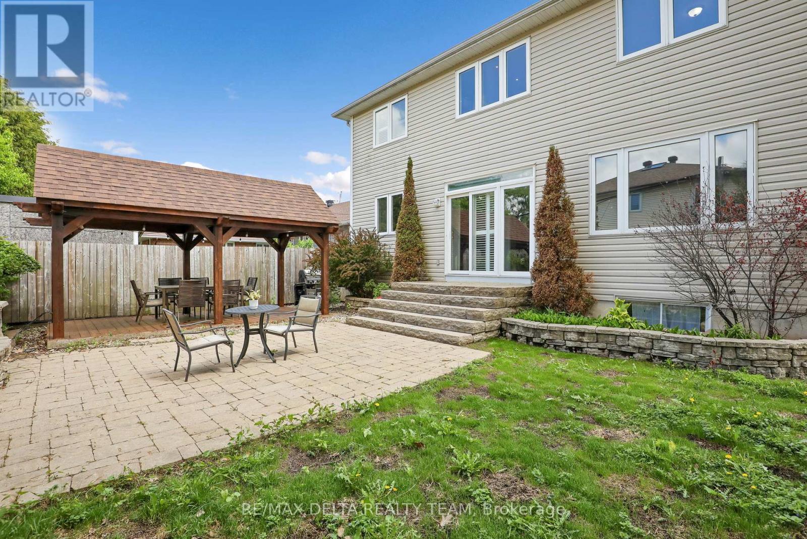 1811 KINGSDALE AVENUE - 44