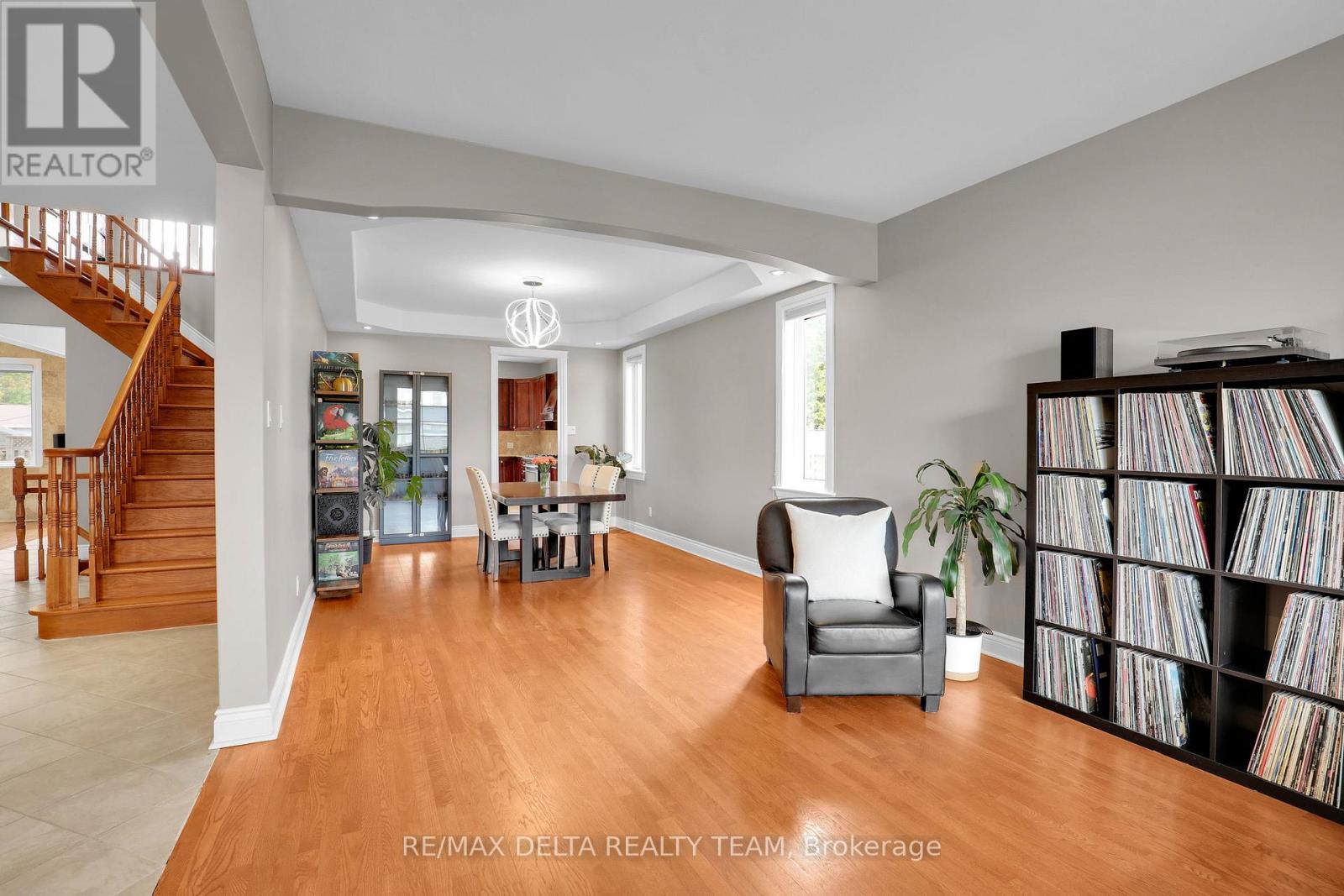1811 KINGSDALE AVENUE - 8