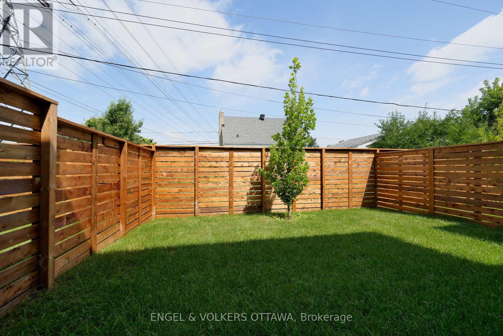 75A GRANTON AVENUE - 45