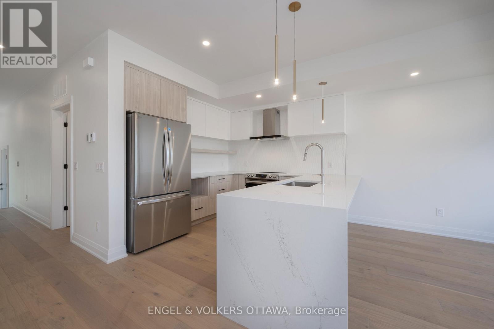 75A GRANTON AVENUE - 9