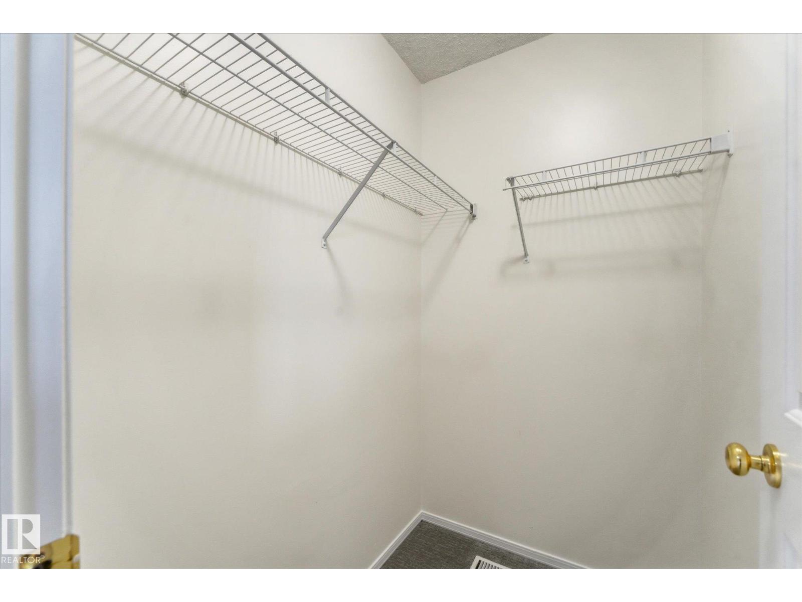 7 WESTERRA CL — photo 15