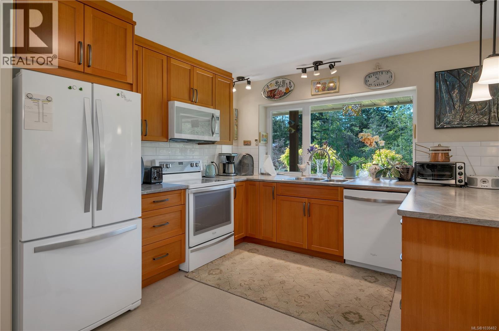 220 Irene Rd - 9