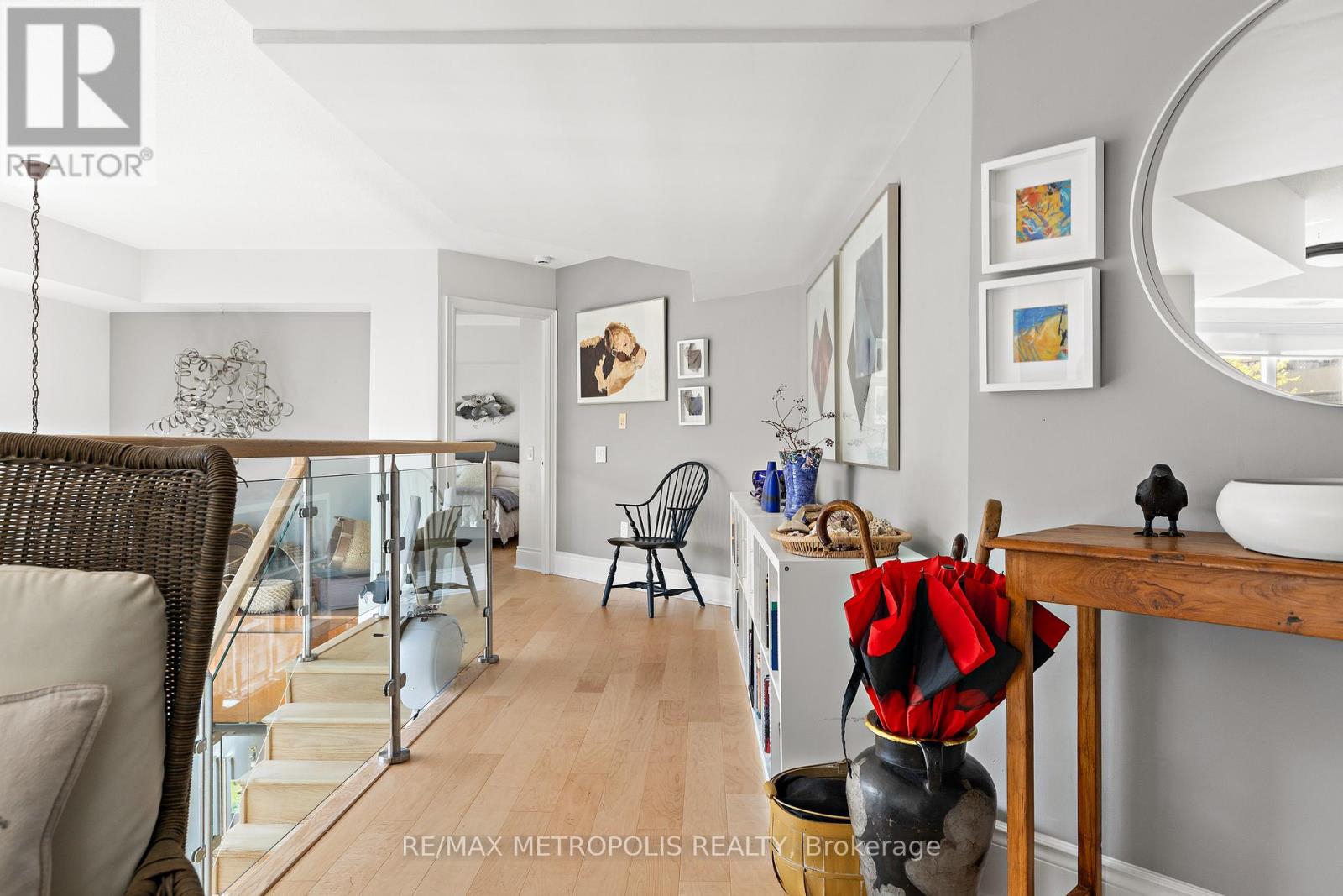 #438 437 RONCESVALLES AVENUE - 14