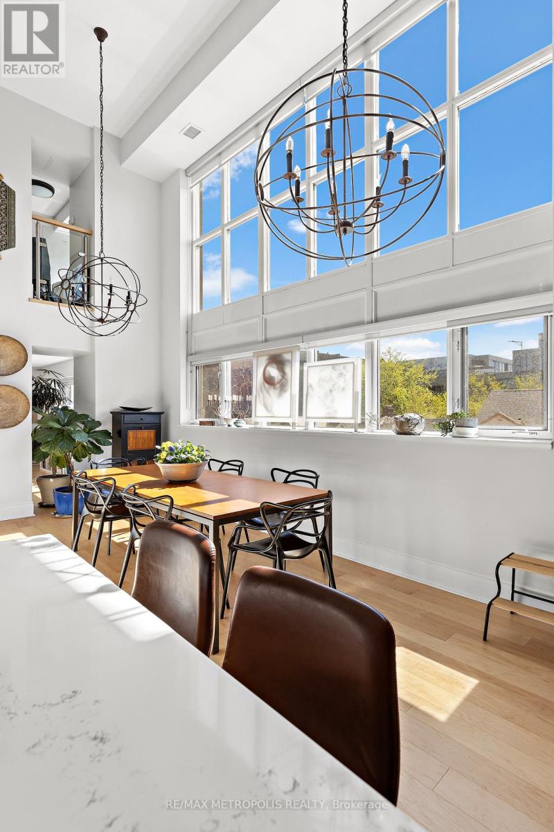 #438 437 RONCESVALLES AVENUE - 24