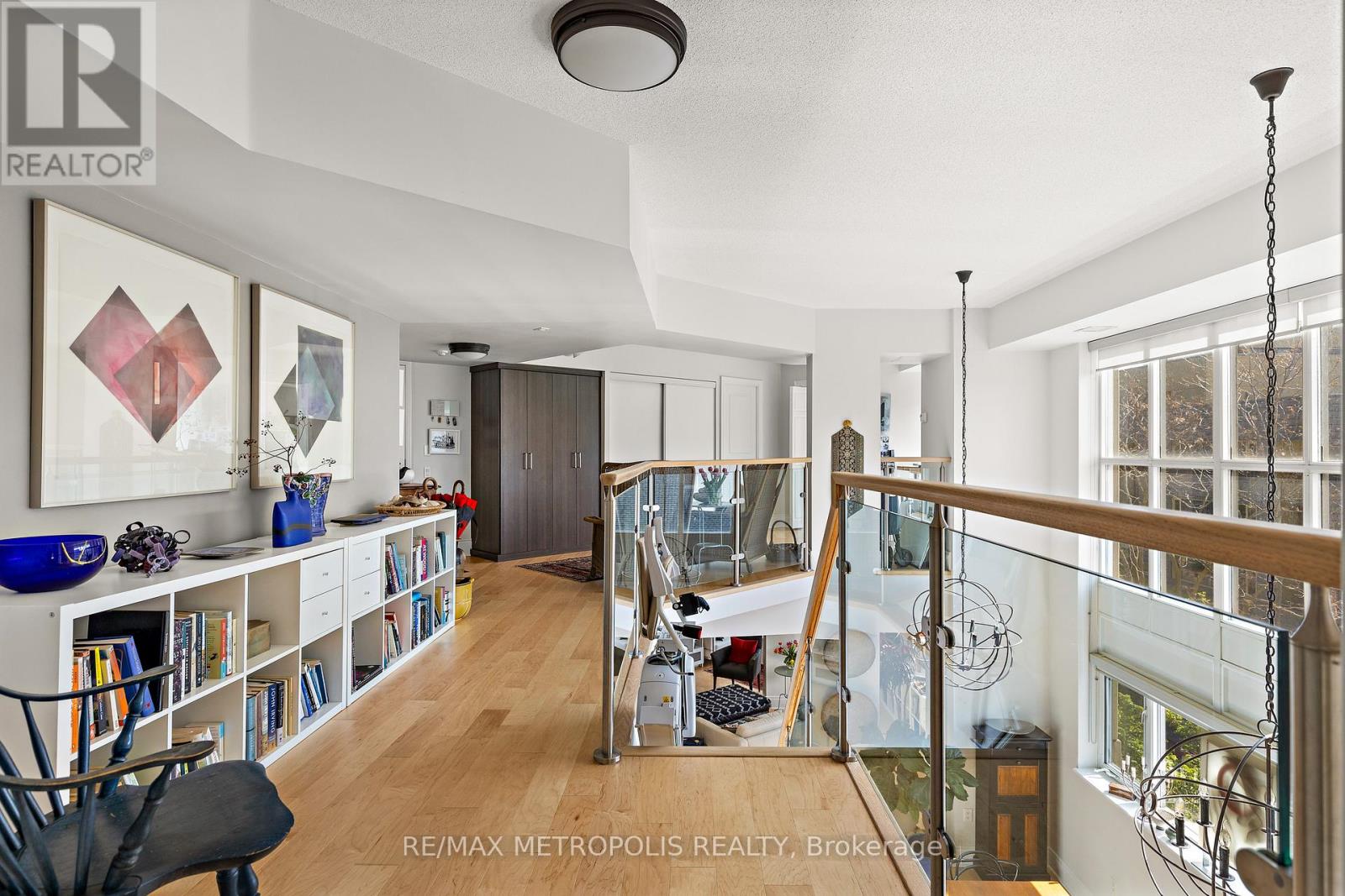 #438 437 RONCESVALLES AVENUE - 9